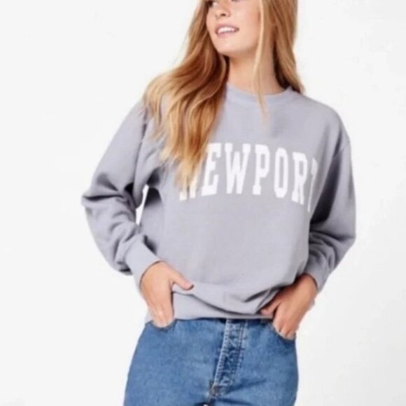 John Galt Newport Erica Sweatshirt Crew Neck Light Blue Brandy Melville - Picture 1 of 10